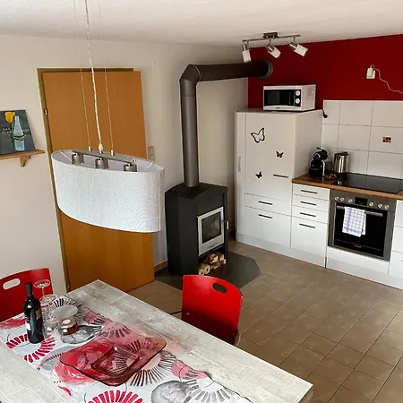 Modern Gemuetlich Apartamento Pflach